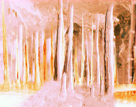 Säulen gefrorener Luft - vergrößern